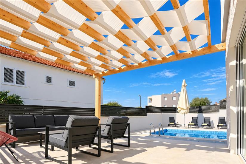 House Heated pool Kreso