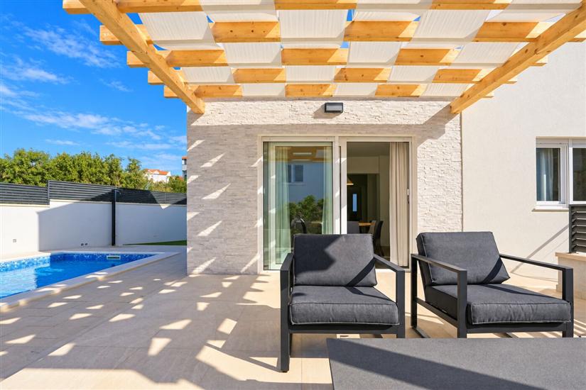 House Heated pool Kreso