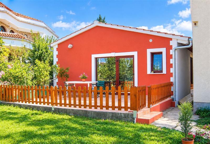 House Nada