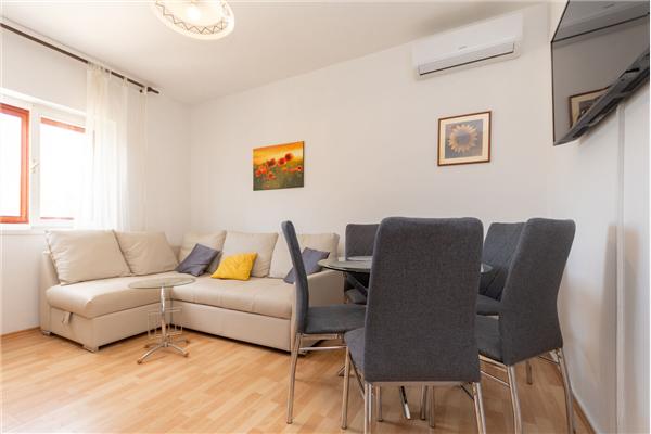House K1, for 5 persons