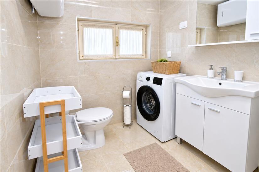 Apartment A1, for 6 persons