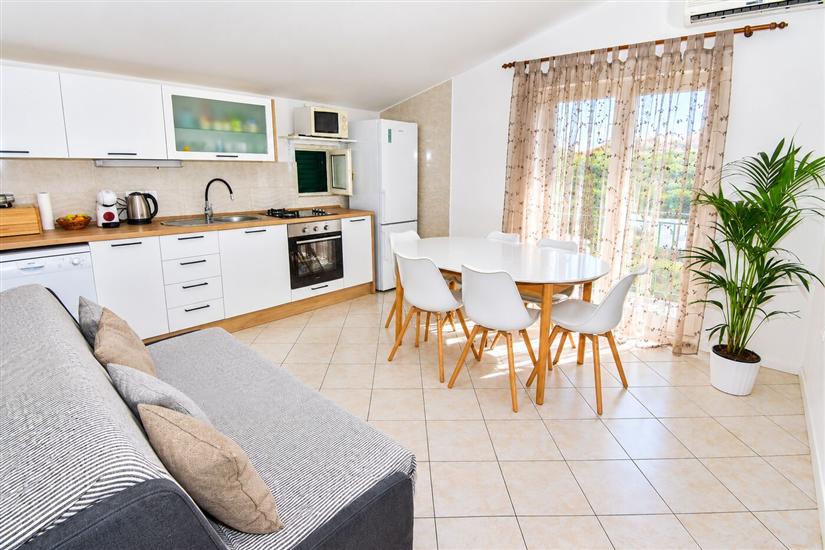 Apartment A1, for 6 persons