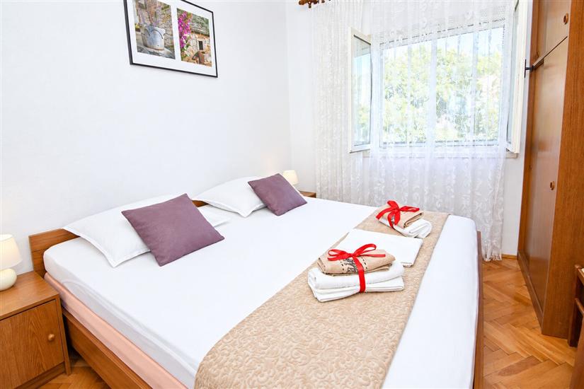 Apartment A2, for 6 persons