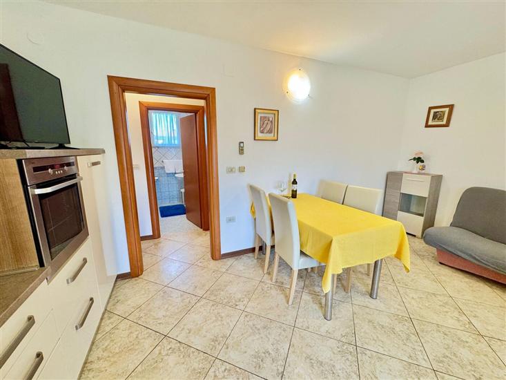 Apartment A3, for 5 persons