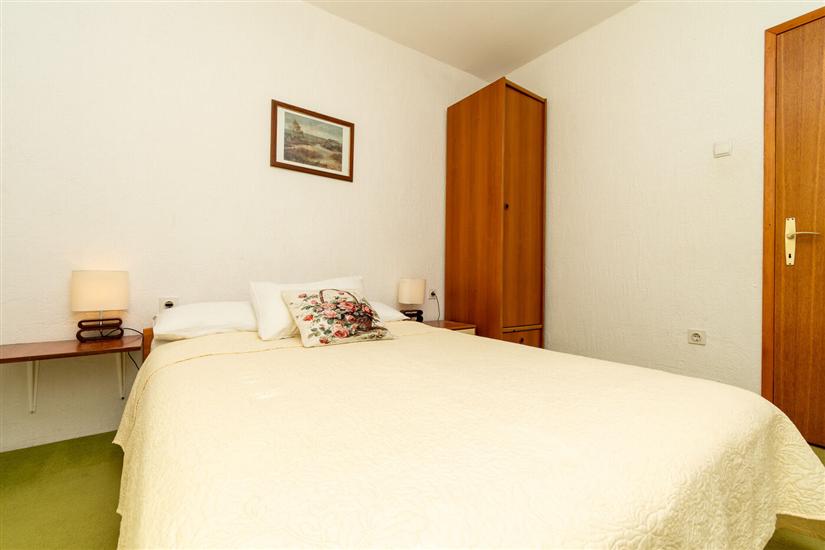 Apartment A2, for 6 persons
