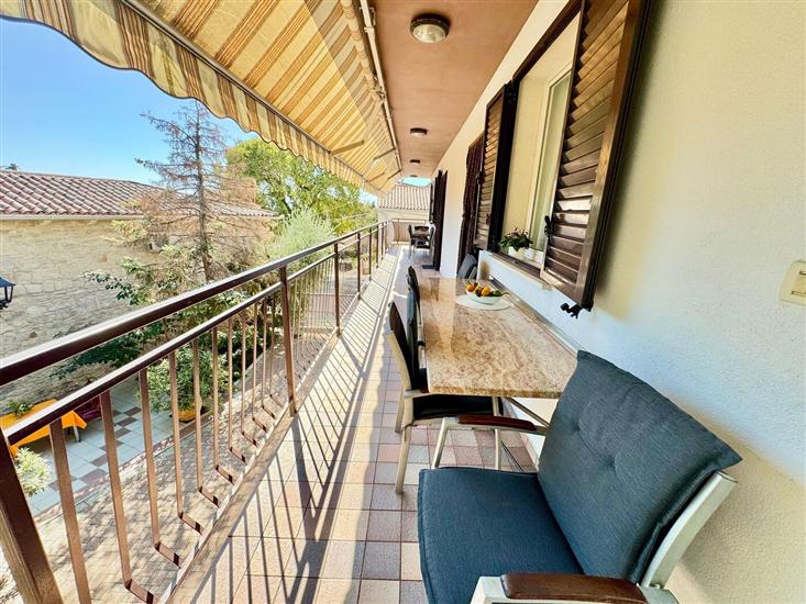 Apartment A3, for 5 persons