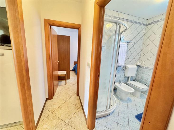 Apartment A3, for 5 persons