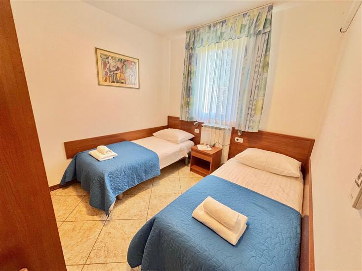 Apartment A3, for 5 persons