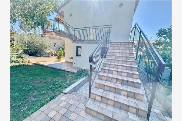 Apartment A3, for 5 persons