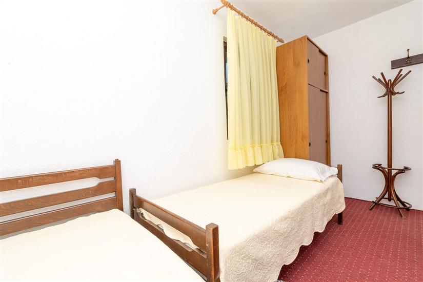 Apartment A2, for 6 persons
