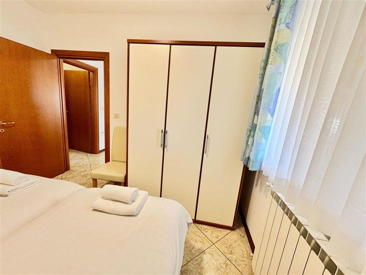 Apartment A2, for 5 persons