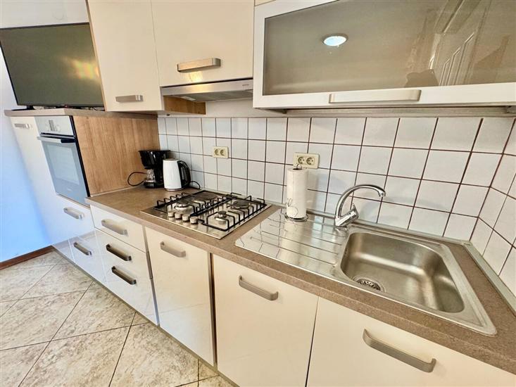 Apartment A2, for 5 persons