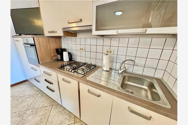 Apartment A2, for 5 persons