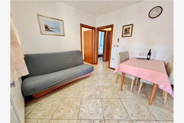 Apartment A2, for 5 persons