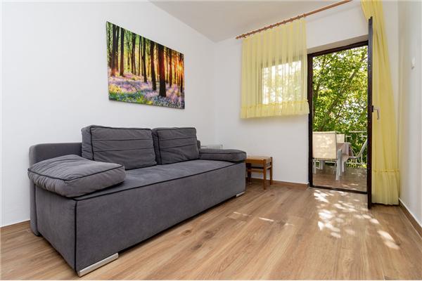 Apartment A2, for 6 persons