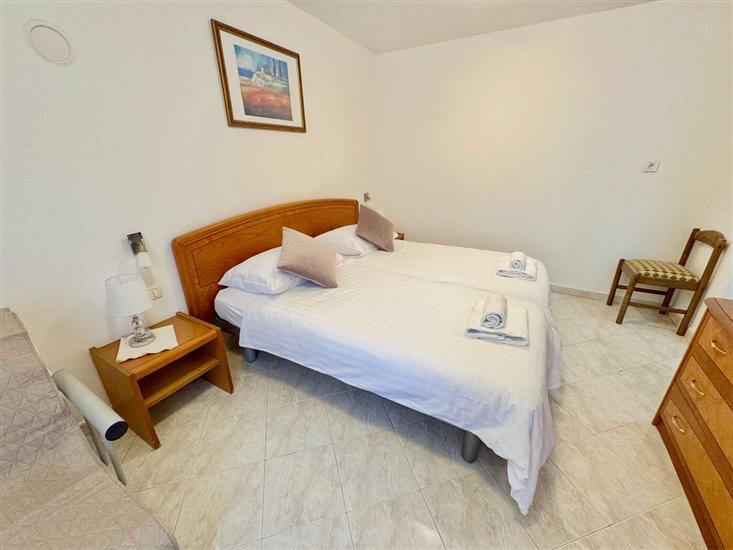 House K1, for 9 persons