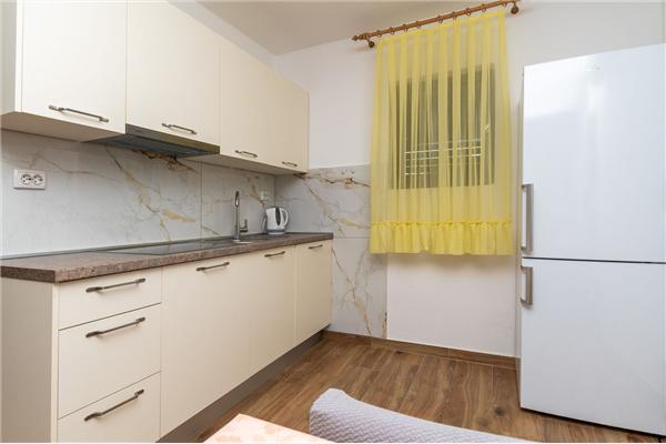 Apartment A2, for 6 persons