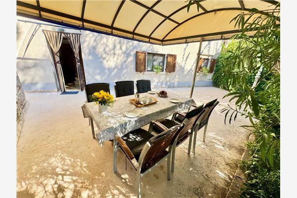 House K1, for 9 persons