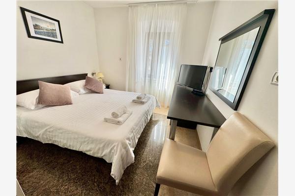 House K1, for 9 persons