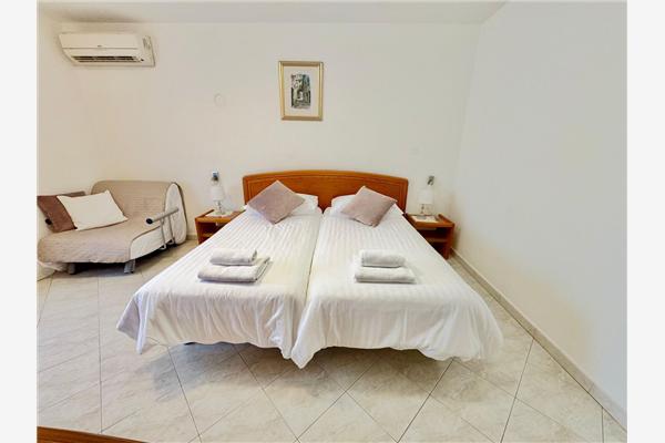 House K1, for 9 persons