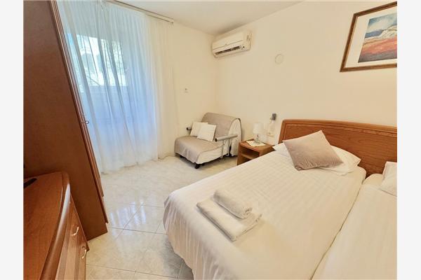 House K1, for 9 persons