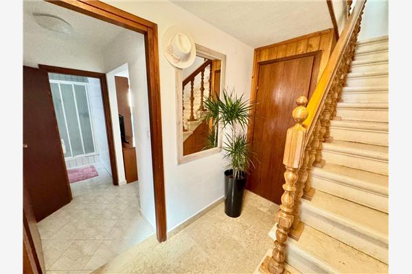 House K1, for 9 persons