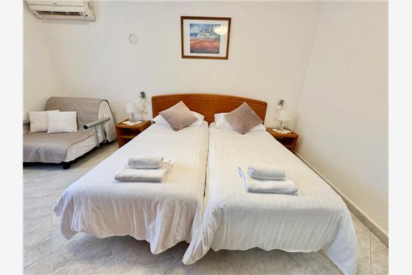 House K1, for 9 persons