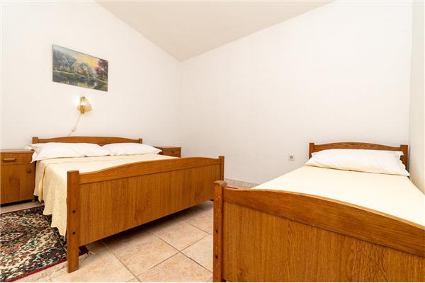 Apartment A1, for 4 persons