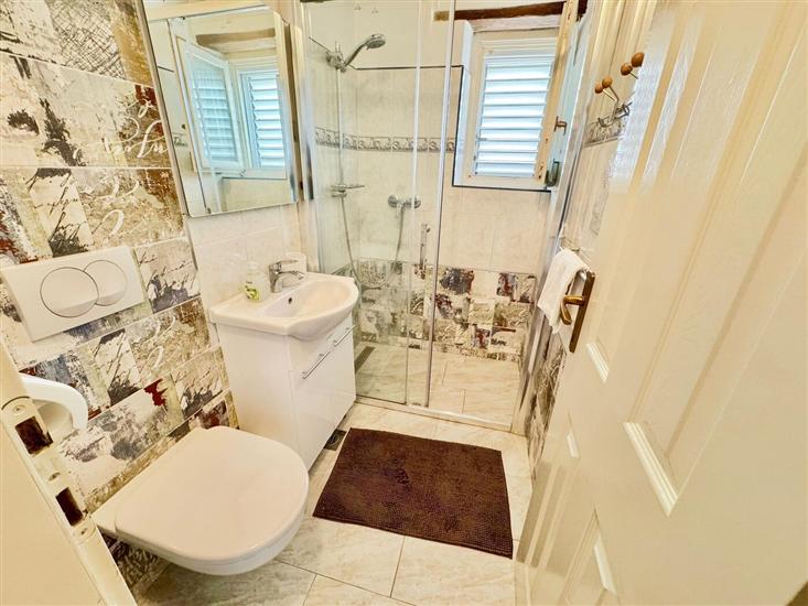 Apartment A2, for 3 persons