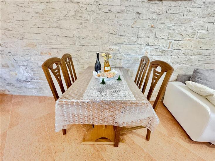 Apartment A2, for 3 persons