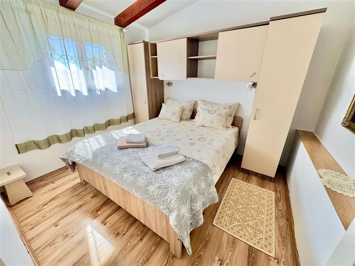 Apartment A2, for 3 persons