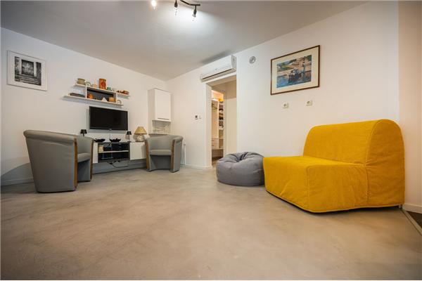 House K1, for 9 persons