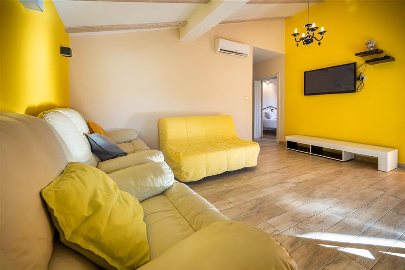House K1, for 9 persons