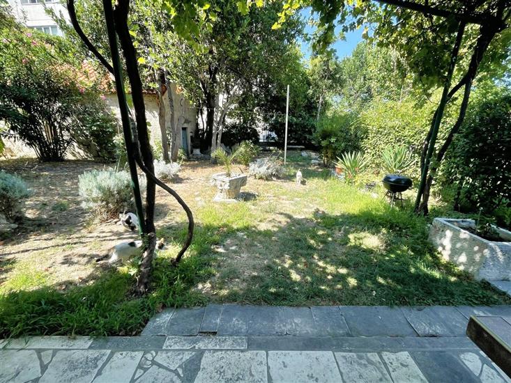 Apartments Jugo i bura