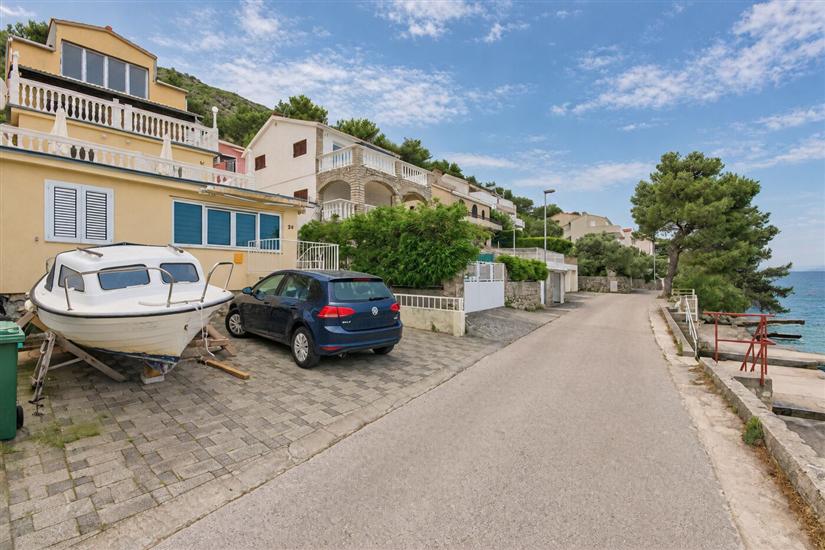 Apartment Seafront