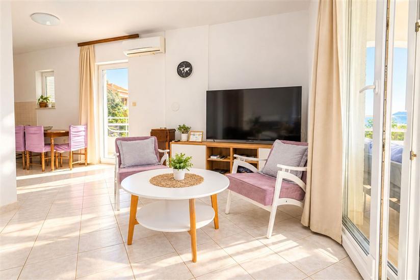 Apartment A3, for 6 persons