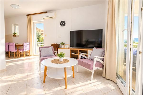Apartment A3, for 6 persons