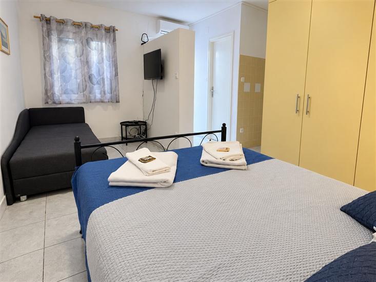 Apartment A2, for 3 persons