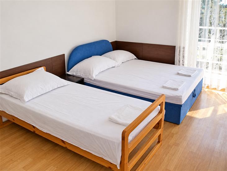 Apartment A2, for 5 persons