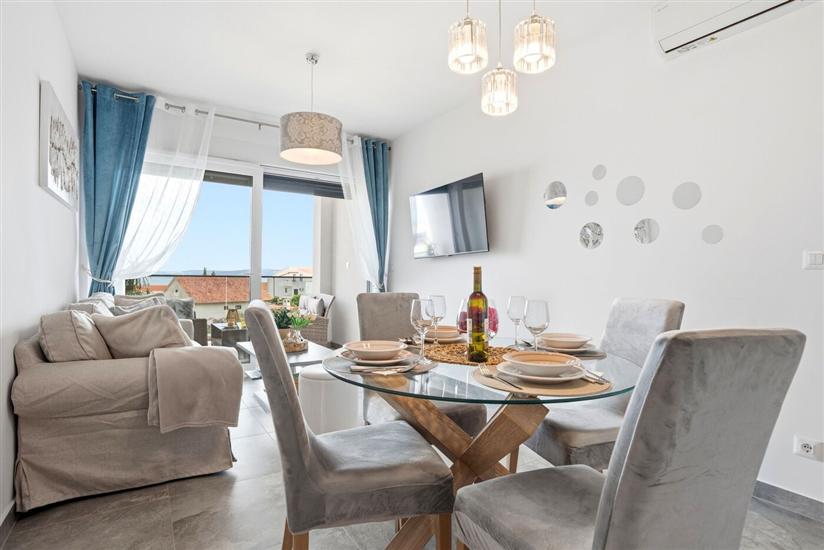 Apartment A4, for 4 persons