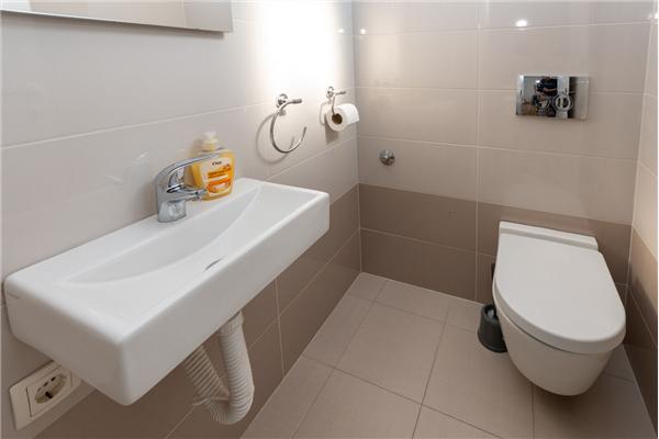 House K1, for 12 persons