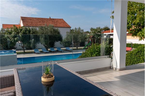 House K1, for 12 persons