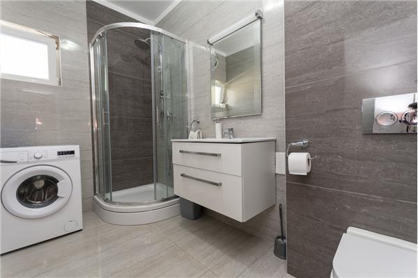 House K1, for 12 persons