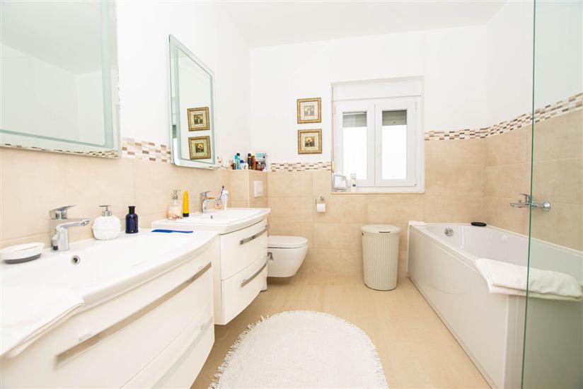 House K1, for 7 persons