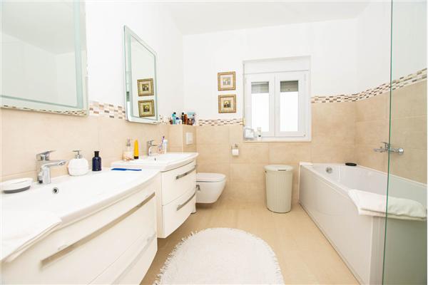 House K1, for 7 persons