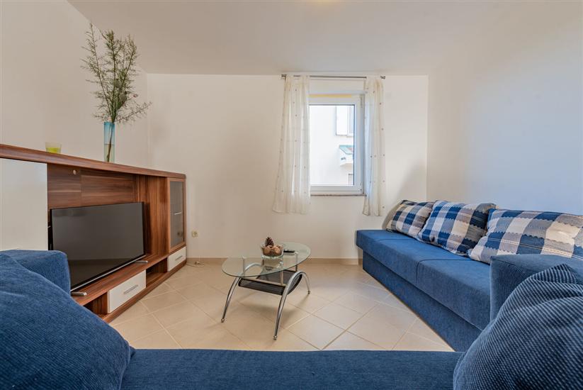 Apartment A7, for 5 persons