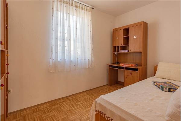 Apartment A7, for 5 persons