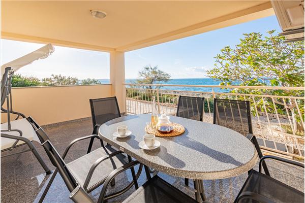 Apartment A7, for 5 persons