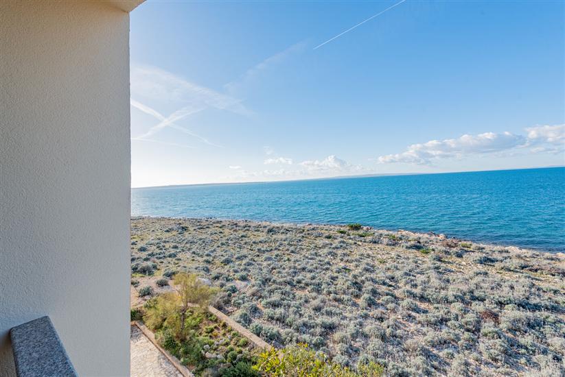 Apartment A8, for 3 persons
