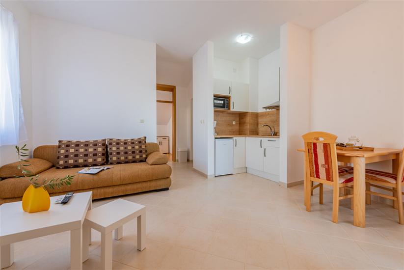 Apartment A8, for 3 persons